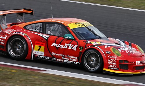 IJzersterke race Carlo van Dam in Japans GT op Fuji